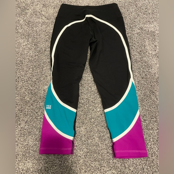 Victoria’s Secret leggings size small - Picture 1 of 3
